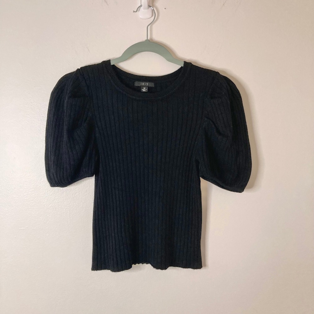 IRIS Ribbed Knit Puff Short Sleeve Black Crew Neck Top M Minimalist Chic Sweater